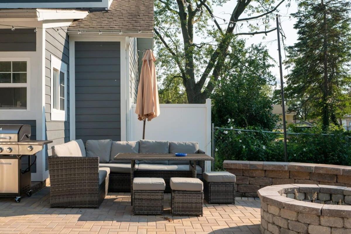סאות בנד The Lucky Charm Home Of The Fighting Irish! Bbq Outdoor Games Coffee מראה חיצוני תמונה
